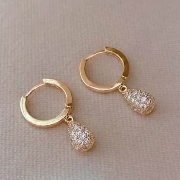 Jewelry - 💎 Teardrop dangle Earrings - minimalist basic elegant simple